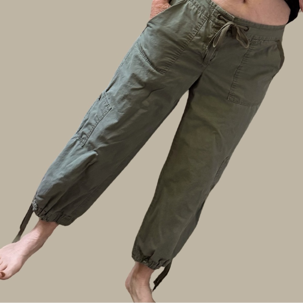 Army green cargo pants